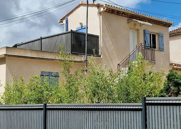 Studio Villa Monica